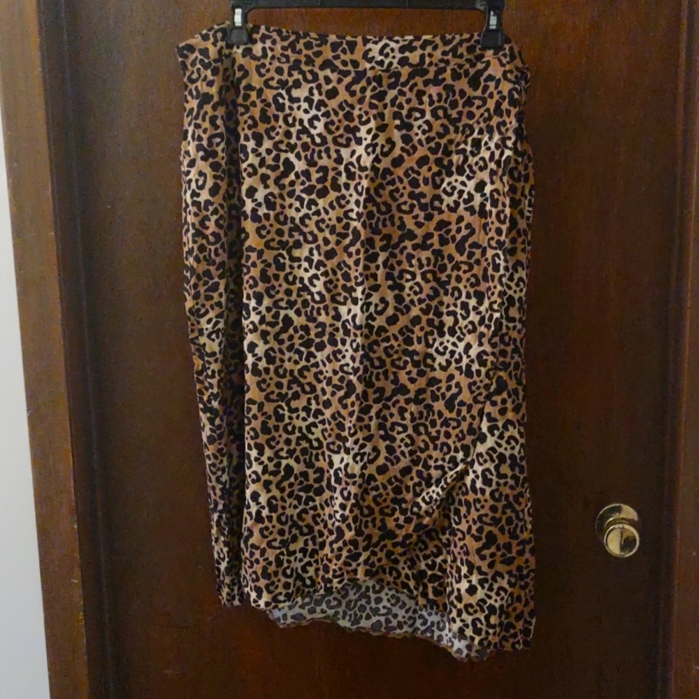 XXL Maurices Leopard Print Wrap Skirt Midi